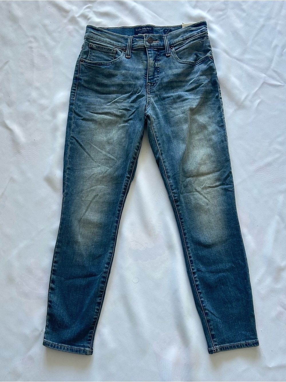 NWT Lucky Brand Mid Rise Crop Jeans 6/28 Medium Wash Denim Pants Straight Leg